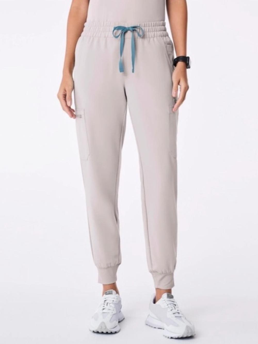 FIGS Uman Relaxed Jogger Scrub Pants Light Gray Taupe Large